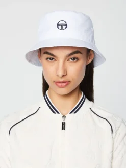 Best Vacanza Bucket Hat- Brilliant White For The Court