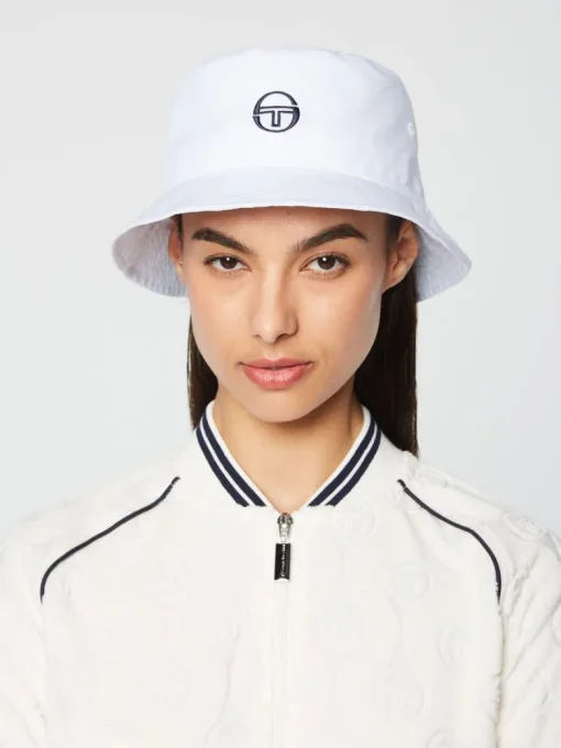 Best Vacanza Bucket Hat- Brilliant White For The Court
