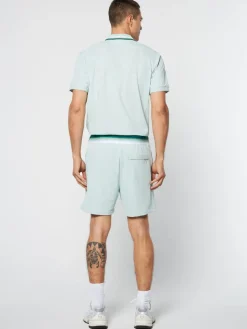Outlet Veloce Short- Surf Spray View All